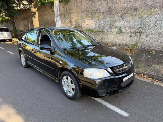 CHEVROLET ASTRA 2.0 MPFI ADVANTAGE 8V FLEX 4P MANUAL CHEVROLET ASTRA 2.0 MPFI ADVANTAGE 8V FLEX 4P MANUAL